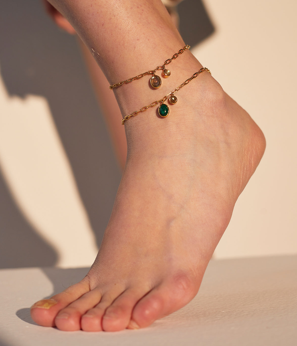 Arsia Anklet 4 gms With Exquisite Stones 18k Gold Plated On Brass - ZEWAR Jewelry